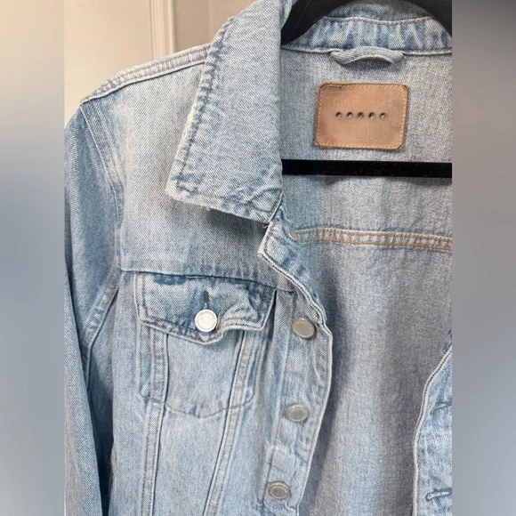 Blank NYC Light Blue Distressed Denim Jacket - Size Large - Picture 4 of 12